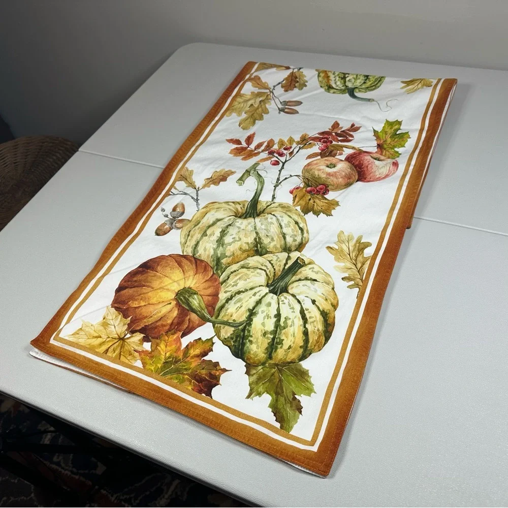 Williams-Sonoma Thanksgiving Heirloom Pumpkin Table Runner